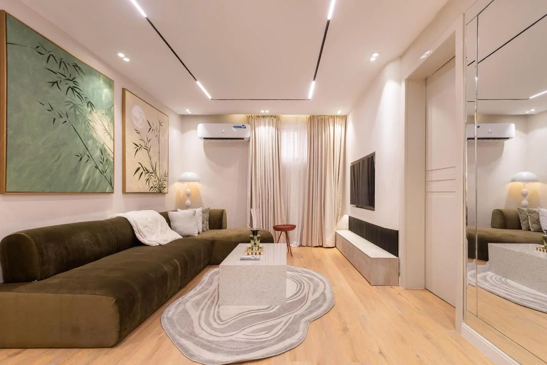 Bond, Admiralty Way, Lekki Phase 1