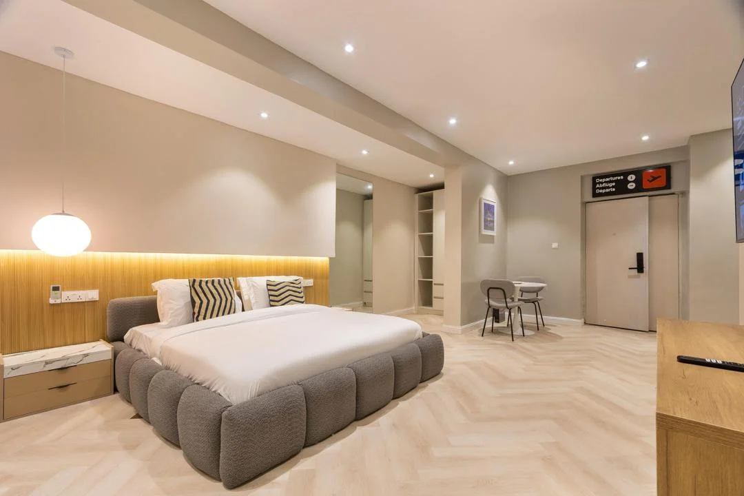 Cairo, Admiralty Way, Lekki Phase 1 – photo 2