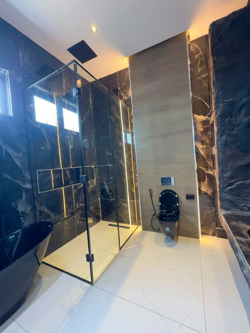 5 Bedroom Smart Home with Cinema, Pool & Rooftop, Ikota Villa Estate, Lekki – photo 2