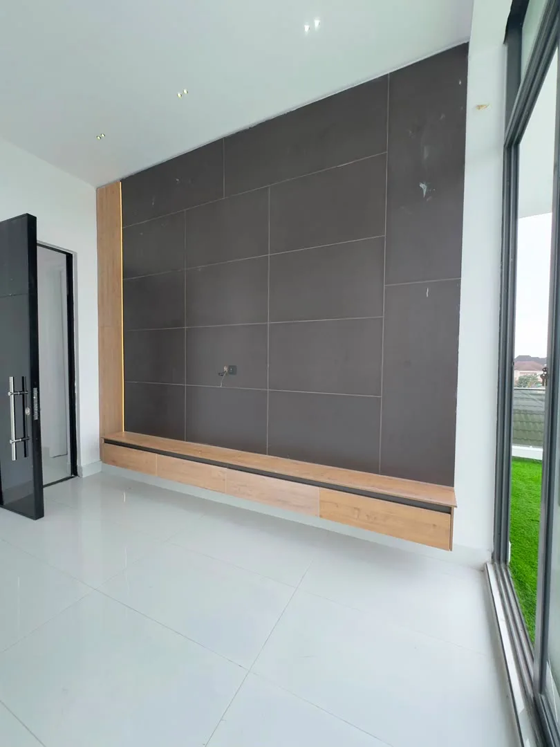 5 Bedroom Smart Home with Cinema, Pool & Rooftop, Ikota Villa Estate, Lekki – photo 4
