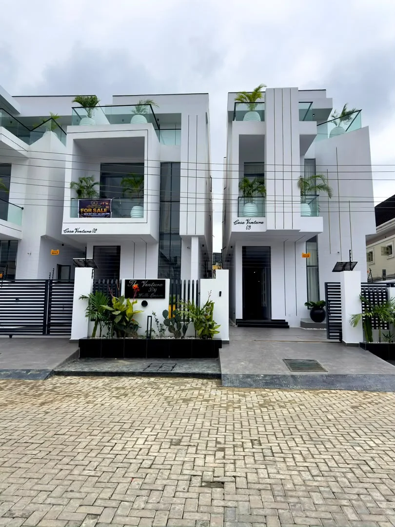 5 Bedroom Smart Home with Cinema, Pool & Rooftop, Ikota Villa Estate, Lekki