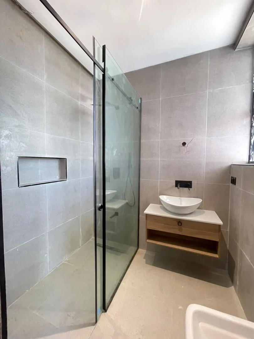 5 Bedroom Fully Detached Duplex, Valerie House, Western Foreshore, Osapa London – photo 2
