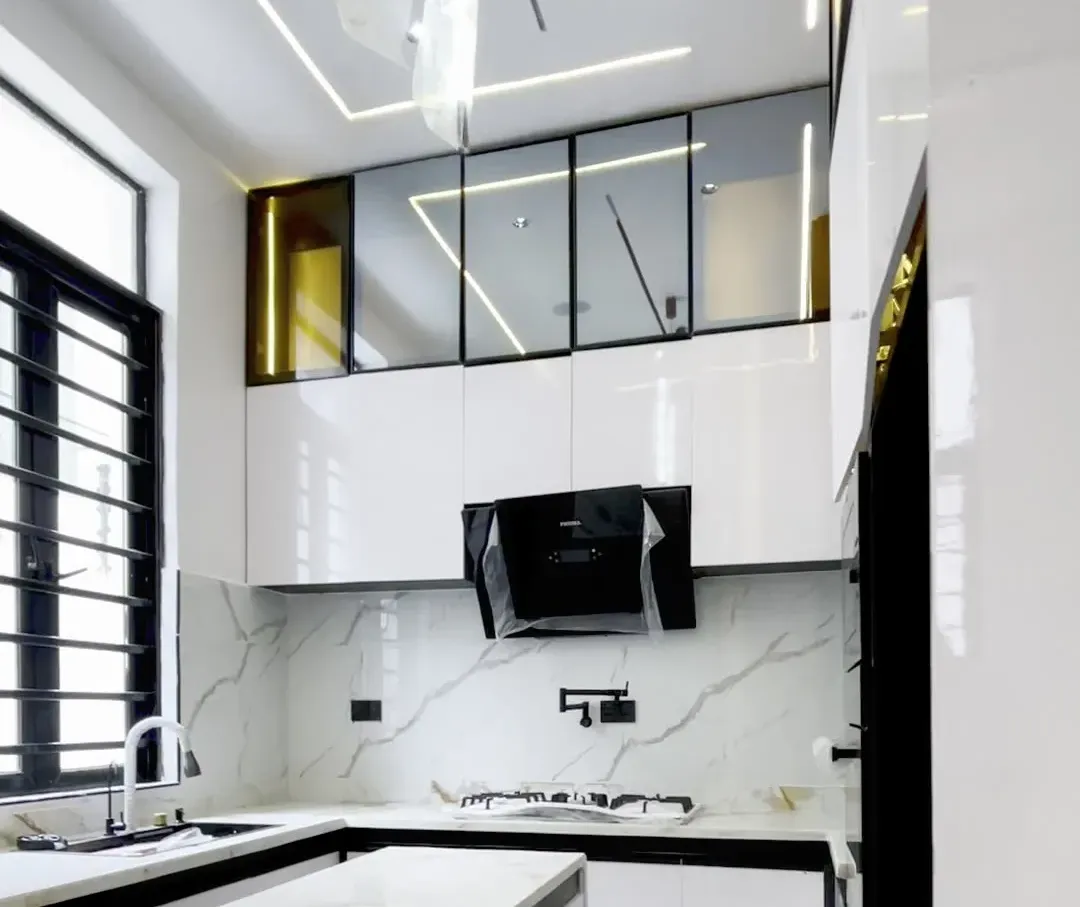 4 Bedroom Semi-Detached Duplex, Ikota GRA Estate – photo 8