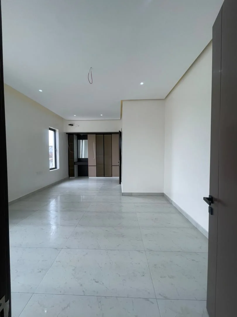 5 Bedroom Fully Detached Duplex, Orchid, Lekki – photo 4