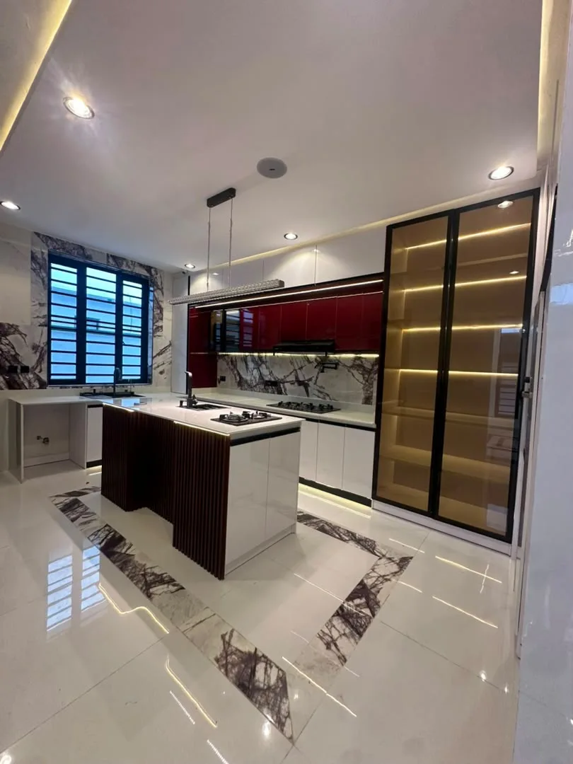 5 Bedroom Fully Detached Duplex, Daffodil Estate, Chevron – photo 2