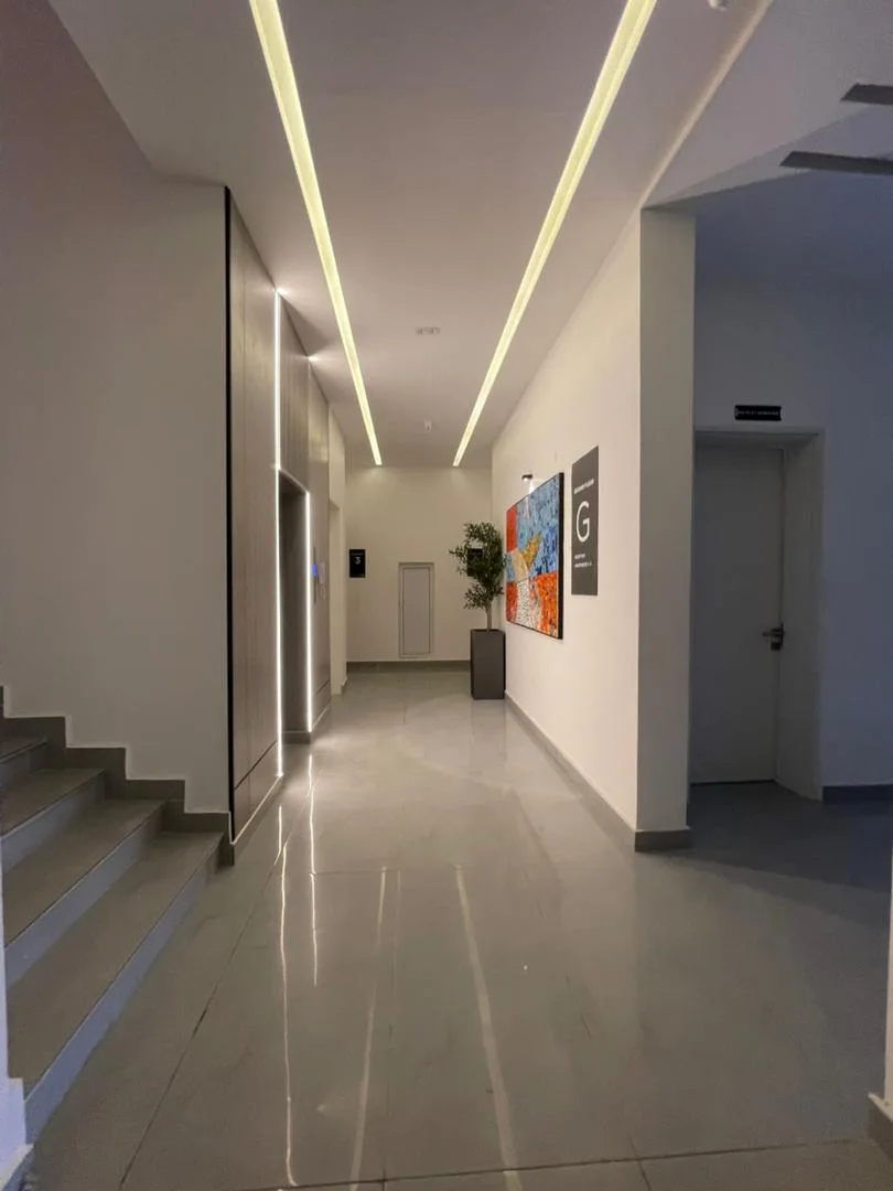 1 & 2 Bedroom Apartments, Lekki Phase 1 (Right) – photo 3
