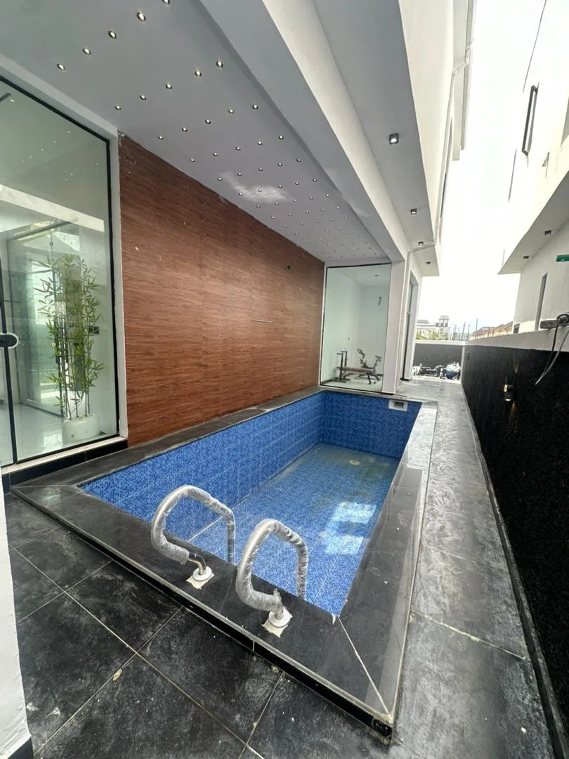 5 Bedroom Fully Detached Duplex, White Oak Estate, Ologolo – photo 4