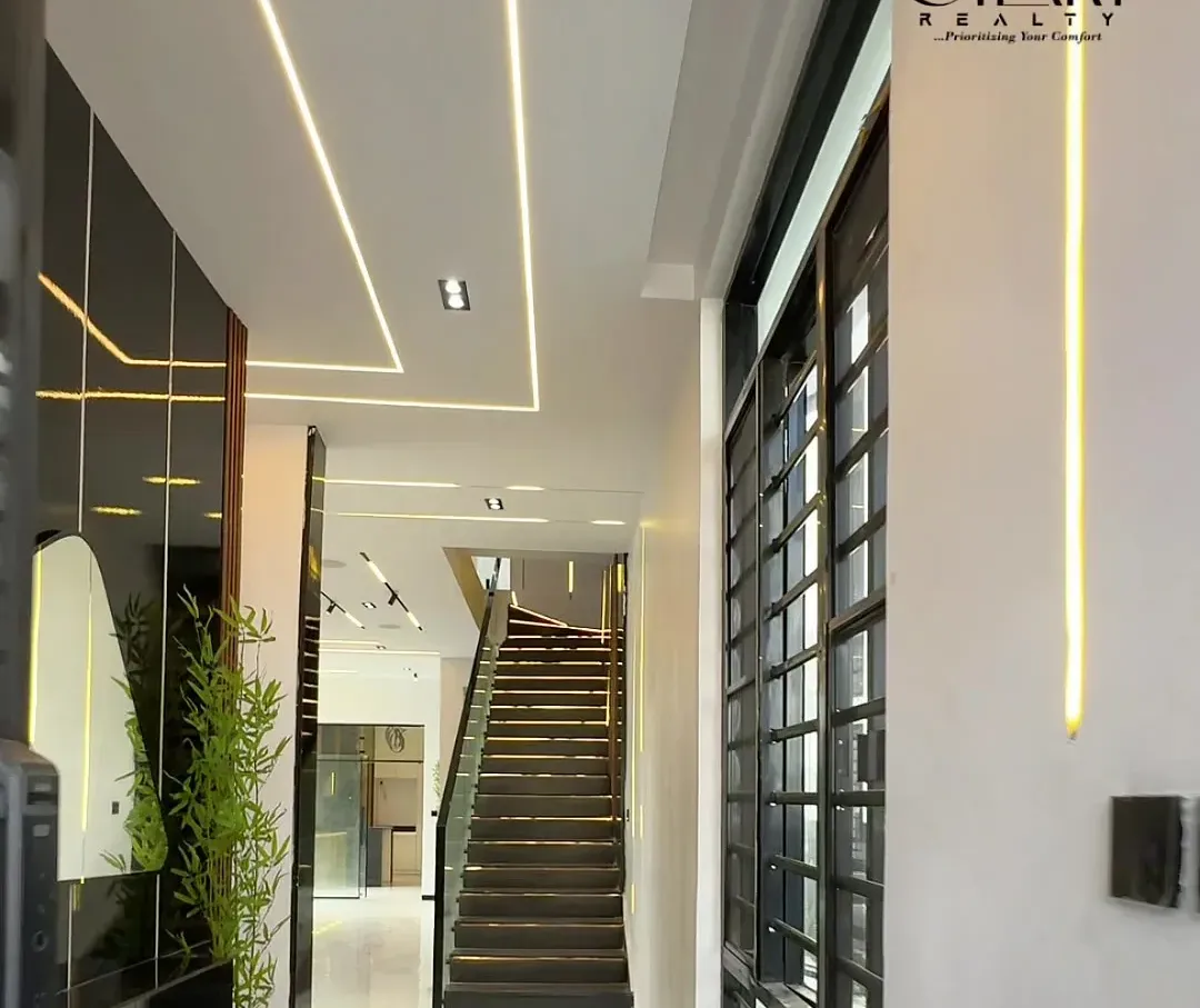 5 Bedroom Fully Detached Duplex, White Oak Estate, Ologolo – photo 6